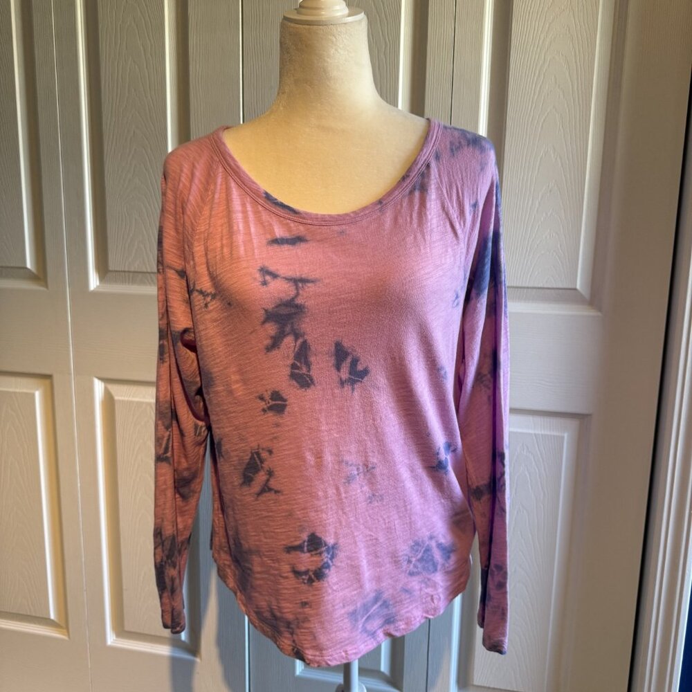 GAP Tie Dye Forever Soft Long Sleeve Top T-shirt Size Small Pink Purple EUC